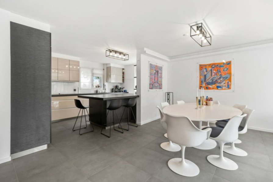 7 Rooms House, Semi-detached house