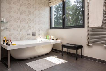 Maison contemporaine avec piscine