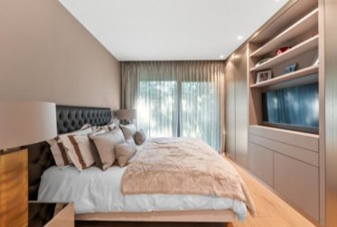 Attique d'exception à Conches