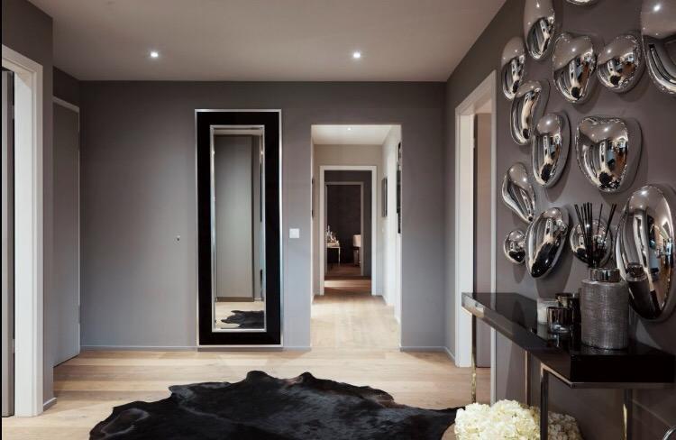 5 Rooms Flat