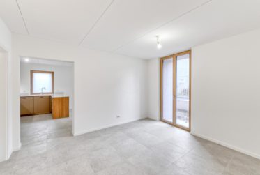 6 Rooms House, Village house