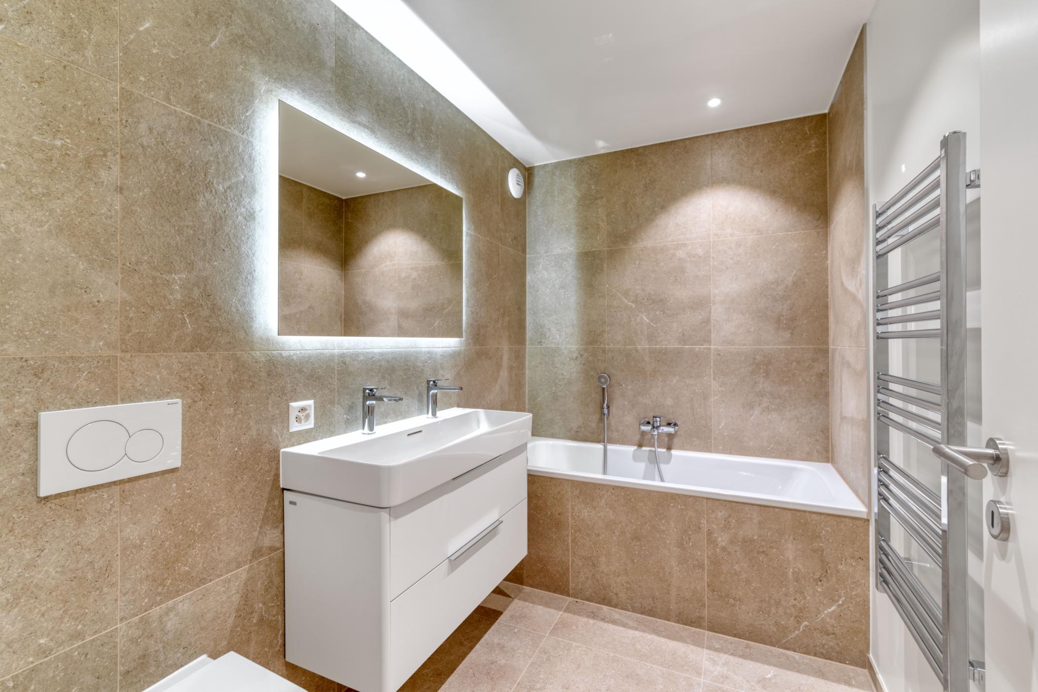 Co-exclusivité - Maison villageoise rénovée