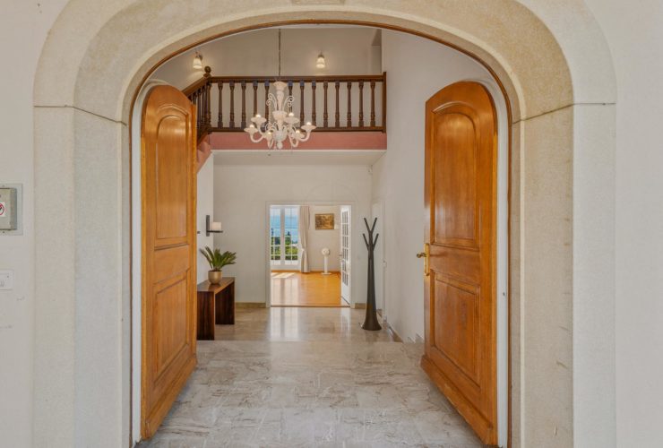 9.5 Rooms House