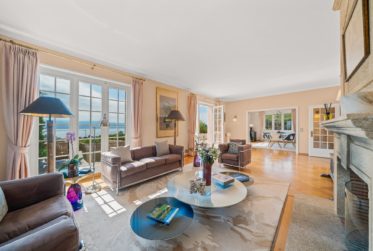 9.5 Rooms House