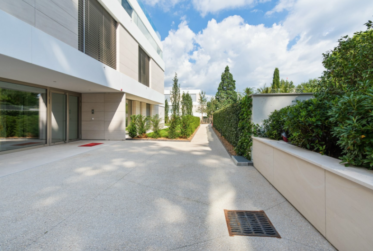 Appartement avec terrasse et jardin à Cologny